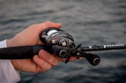 Abu Garcia Ambassadeur Revo MGX Reel 11 Abu Garcia Ambassadeur Revo MGX Reel -Fishing World Verkoop abu garcia abu garcia ambassadeur revo mgx reel 3